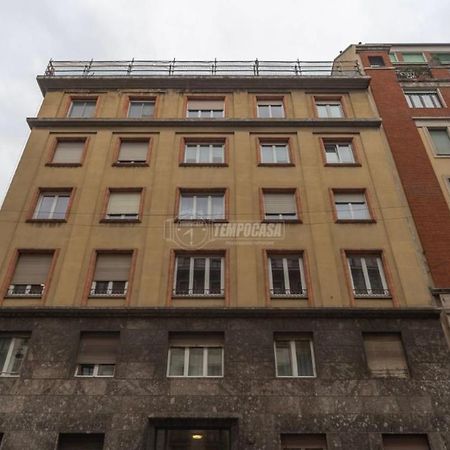 Milano - Delizioso Appartamento In Pieno Centro. Fancy Yellow Apartments Экстерьер фото